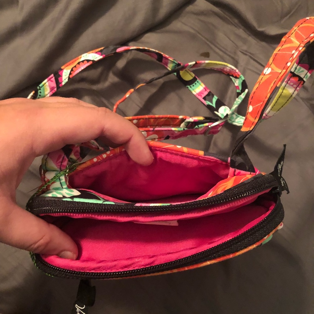 Vera Bradley crossbody - Picture 2 of 3